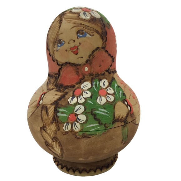 Russian Nesting Dolls 5 Pc Wood Excellent Condition - Picture 5 of 9